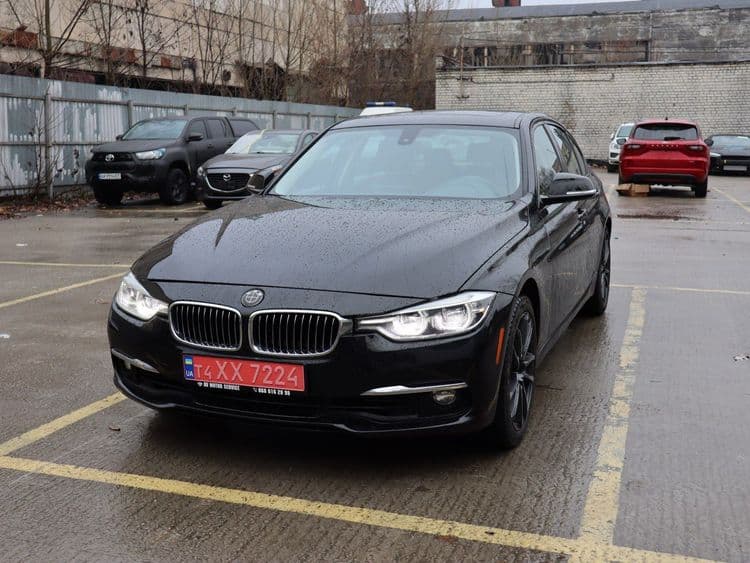 2017 BMW 3 Series 328d xDrive Sedan