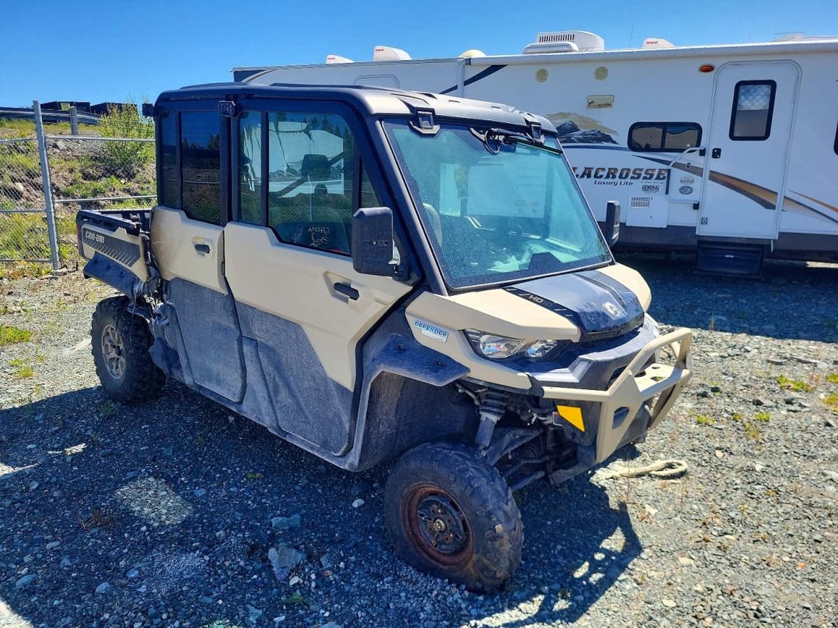 2024 Can-Am Defender Max Limited Cab Hd10